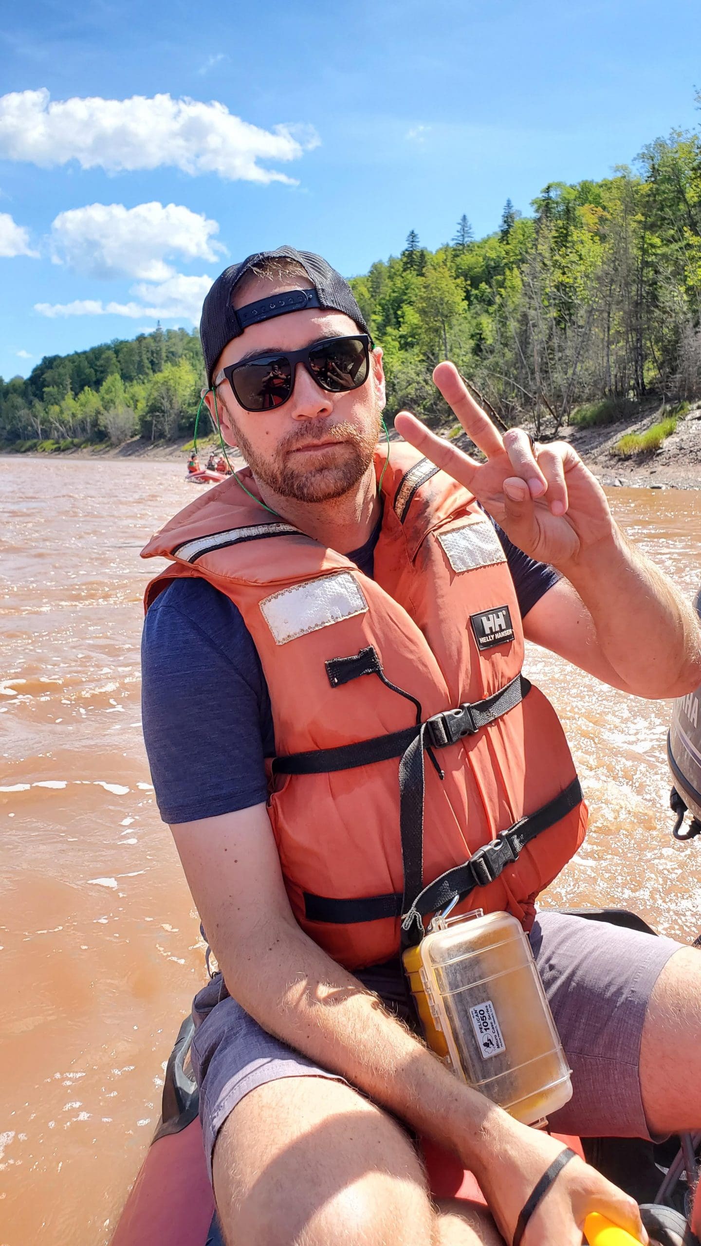 Tidal bore rafting