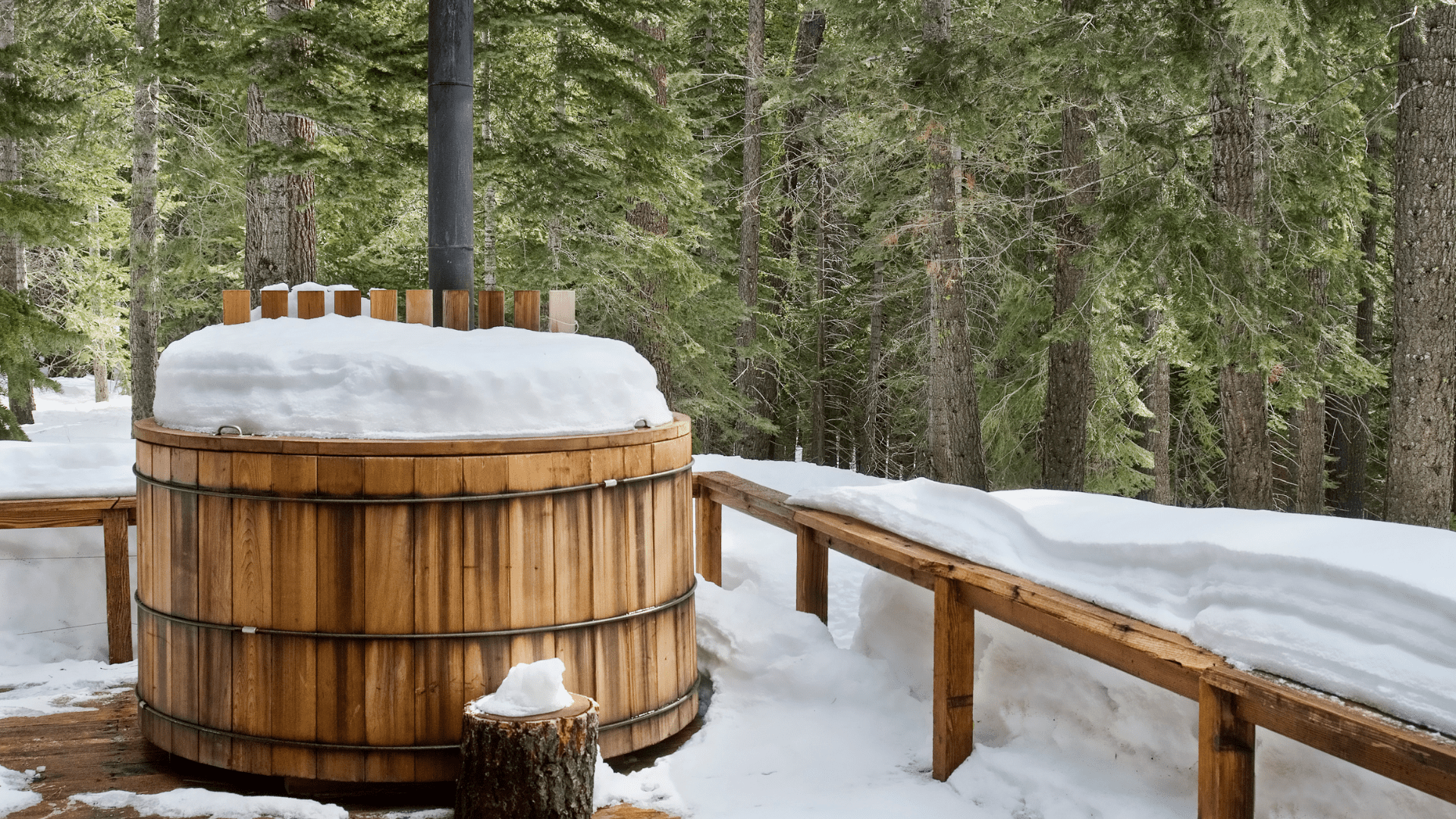 New Brunswick Accommodations with Outdoor Hot Tubs